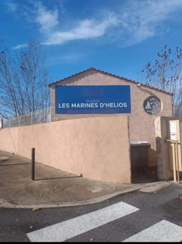 Les Marines D'Helios Villa Le Castellas Dış mekan fotoğraf